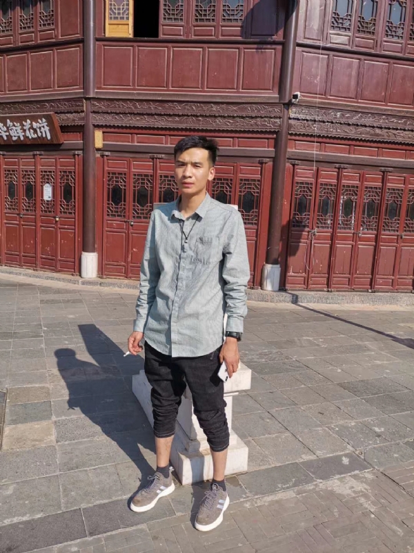 刘方的第一张照片--曲靖认干亲服务网